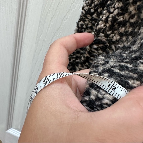 Rag & Bone black gray knit crew sweater bubble texture - Picture 2 of 6